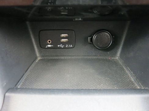 Used 2022 Subaru Forester Touring w/ Popular Package #2 image 30