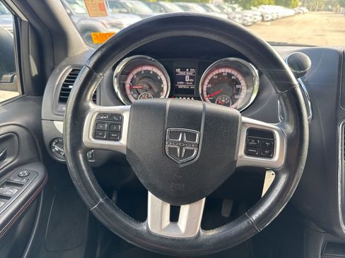 Used 2018 Dodge Grand Caravan GT image 17