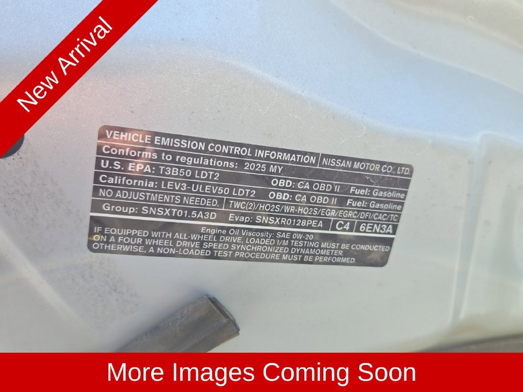 Used 2025 Nissan Rogue SV AWD/4WD image 8