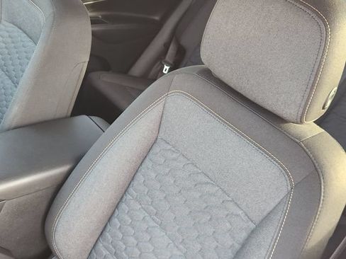 Used 2019 Chevrolet Equinox LT FWD image 24