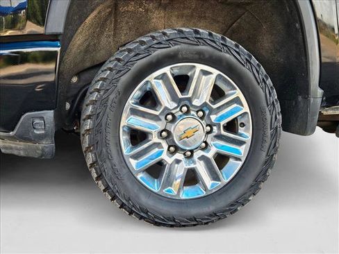 Certified 2024 Chevrolet Silverado 2500 High Country image 24