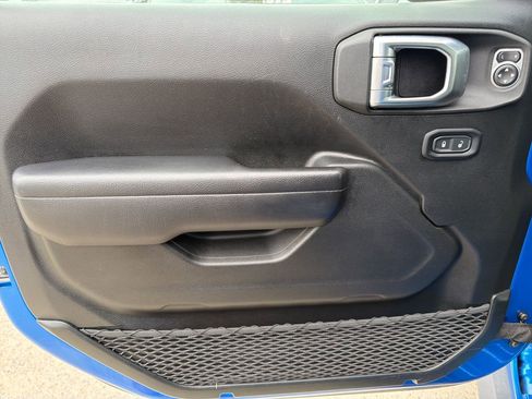 Used 2021 Jeep Wrangler Unlimited Sport image 15