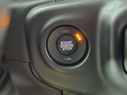 Used 2022 Jeep Gladiator Mojave image 37