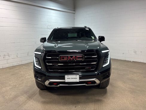 Used 2026 GMC Yukon XL AT4 Ultimate AWD/4WD image 3
