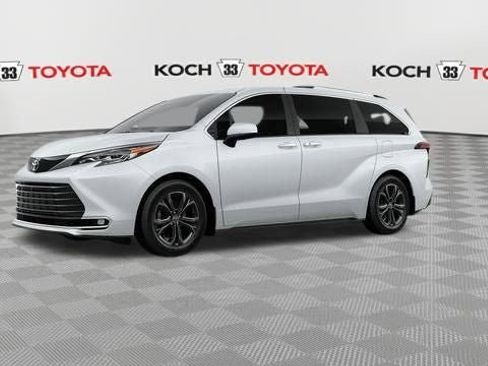 New 2026 Toyota Sienna Platinum image 2