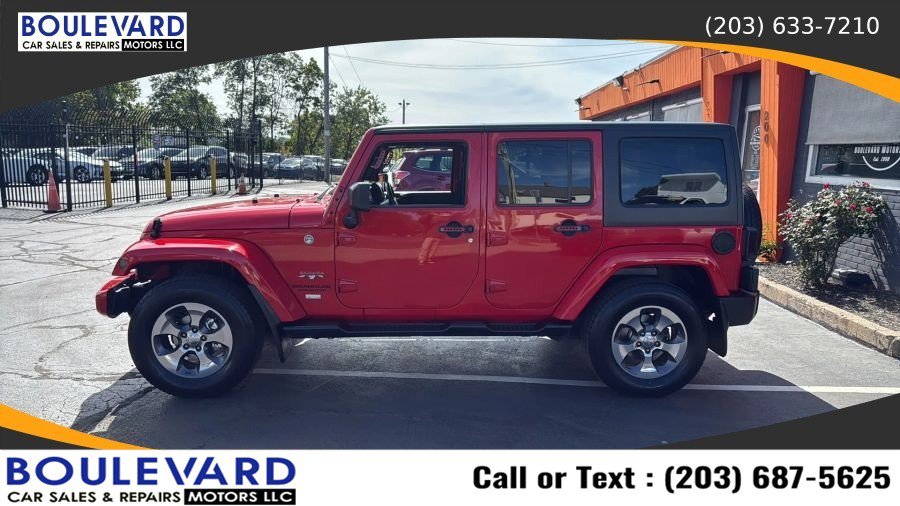 Used 2016 Jeep Wrangler Unlimited Sahara AWD/4WD image 4