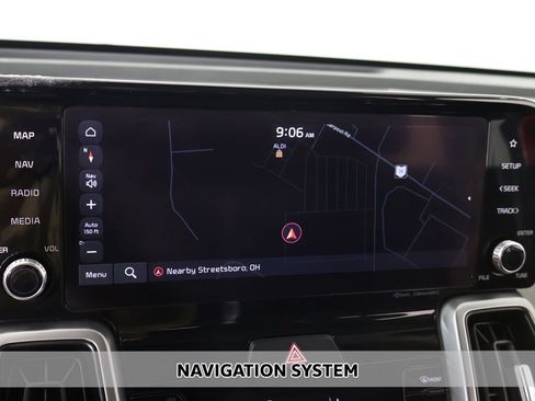 Used 2023 Kia Sorento EX FWD image 3