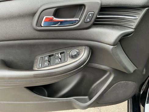 Used 2016 Chevrolet Malibu LT w/ Power Convenience Package FWD image 13