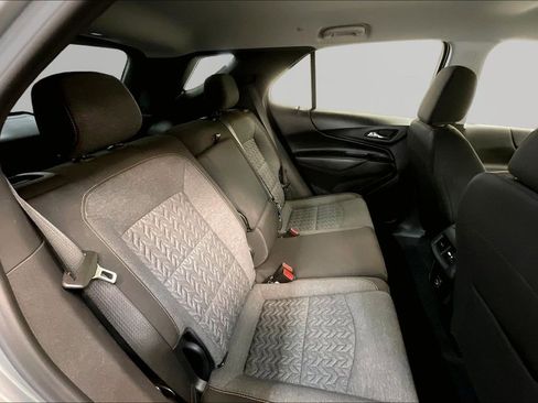 Used 2023 Chevrolet Equinox LT FWD image 28