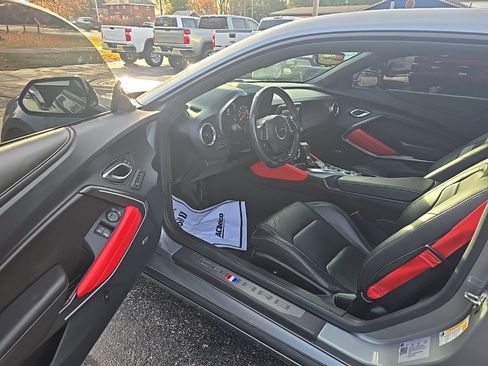 Used 2023 Chevrolet Camaro LT w/ Redline Edition image 16