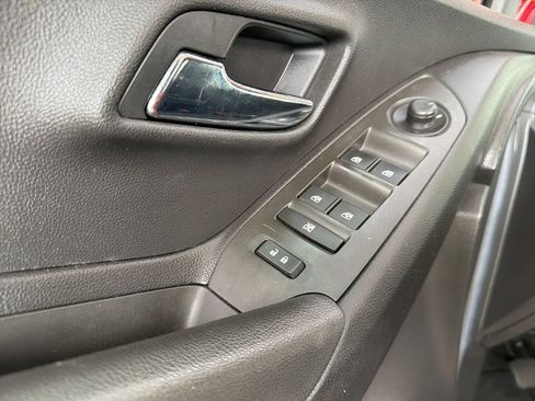 Used 2016 Chevrolet Trax LT image 16