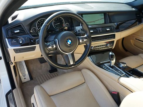 Used 2014 BMW 535i Sedan image 16