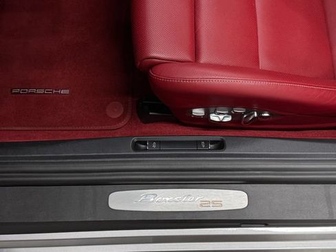 Certified 2022 Porsche 718 Boxster RWD image 32