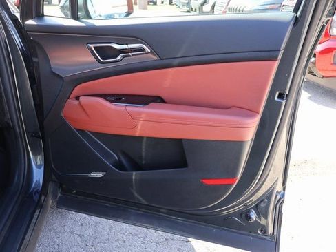 Used 2023 Kia Sportage SX Prestige image 9