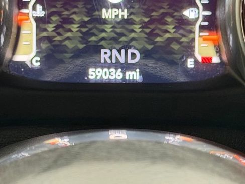 Used 2018 Jeep Wrangler Unlimited Sahara w/ Uconnect 4C Nav & Sound Group AWD/4WD image 9