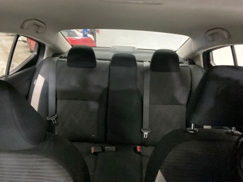 Used 2020 Nissan Versa SV w/ Trunk Package FWD image 32