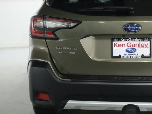 Used 2024 Subaru Outback Touring AWD/4WD image 44