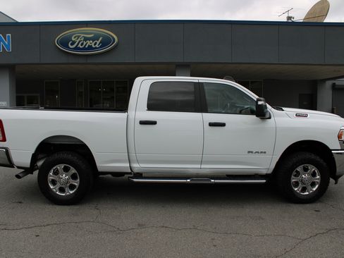 Used 2024 RAM 2500 Big Horn image 2