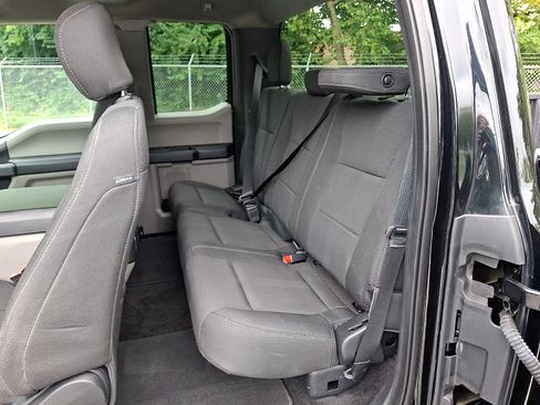 Used 2018 Ford F150 XL w/ Equipment Group 101A Mid AWD/4WD image 11