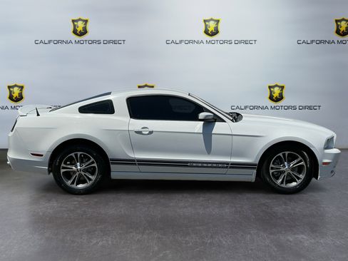 Used 2014 Ford Mustang Premium w/ Comfort Package RWD image 4