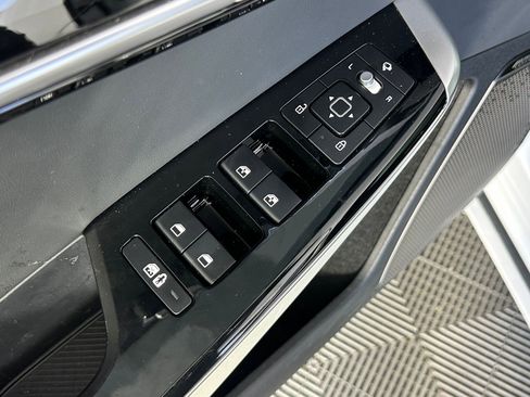 Used 2023 Kia EV6 GT-Line w/ GT-Line Suede Seat Package image 10