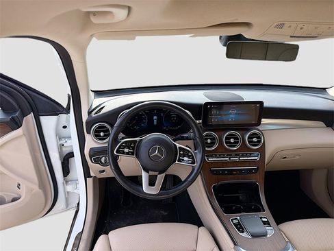 Used 2022 Mercedes-Benz GLC 300 4MATIC image 30