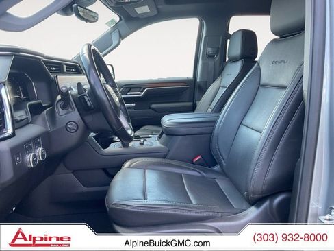Used 2024 GMC Sierra 1500 Denali AWD/4WD image 9