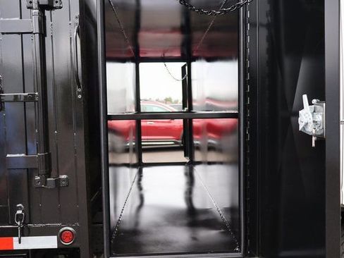 New 2025 Chevrolet Low Cab Forward image 8