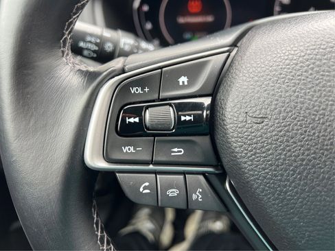 Used 2018 Honda Accord EX-L image 26