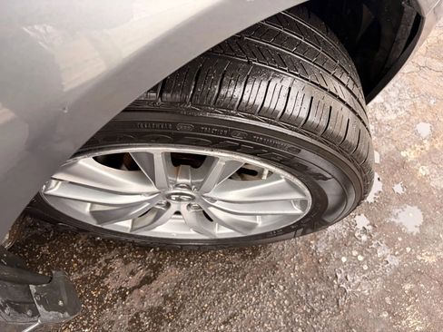 Used 2015 INFINITI Q50 Premium w/ Navigation Package image 40