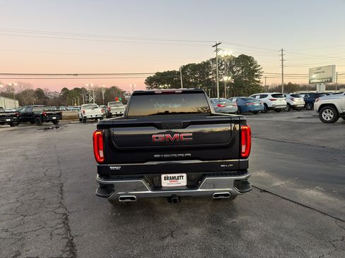 Used 2022 GMC Sierra 1500 SLT image 6