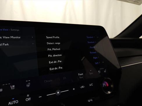 Certified 2024 Lexus RX 350 w/ Luxury Package image 35