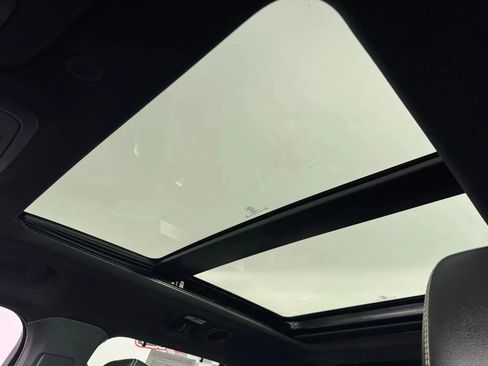 Used 2020 Ford Explorer ST w/ Premium Technology Package image 23