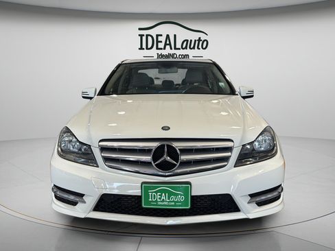 Used 2012 Mercedes-Benz C 250 Sedan image 2