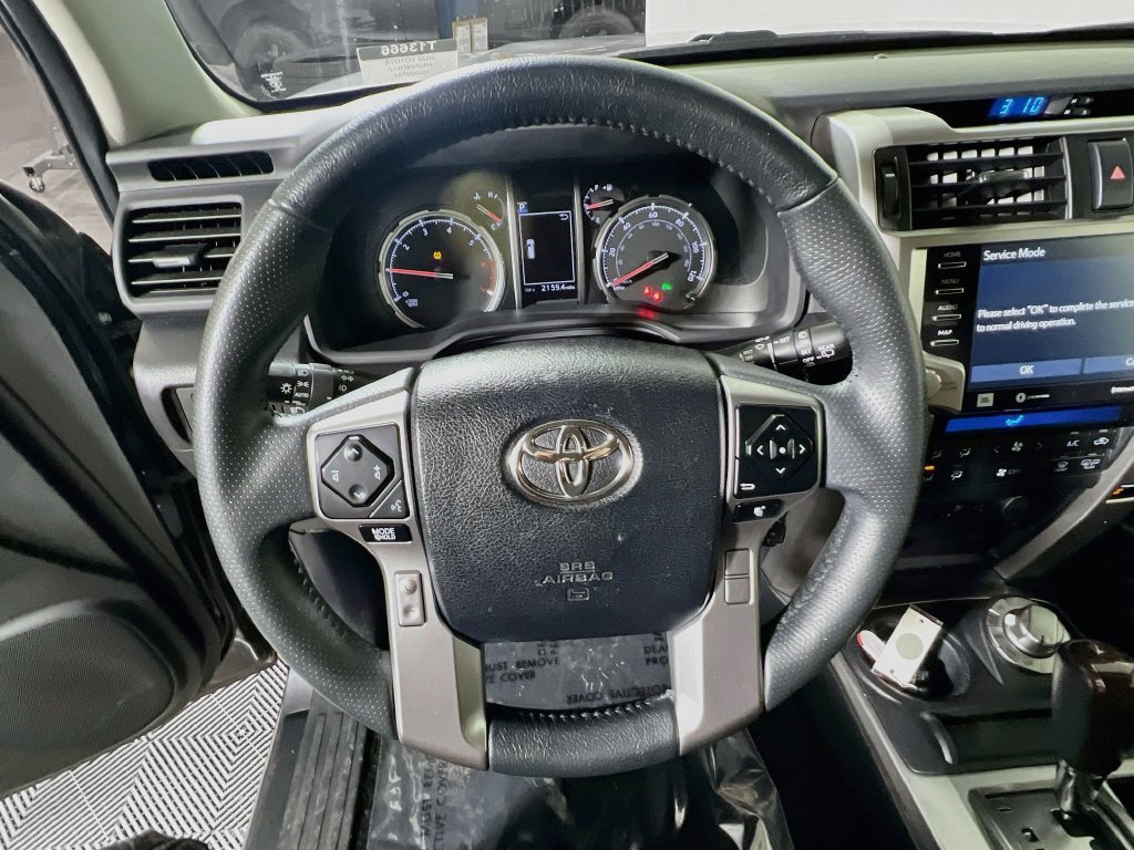 Certified 2022 Toyota 4Runner Limited AWD/4WD image 9
