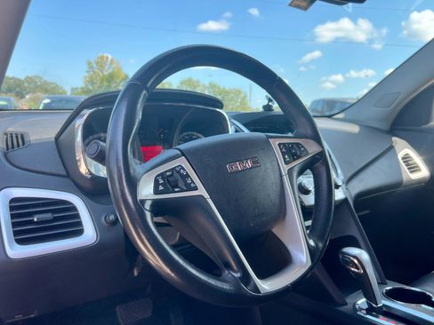 Used 2014 GMC Terrain SLT w/ Safety Package image 10