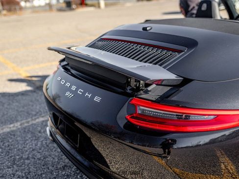 Used 2017 Porsche 911 Carrera image 70