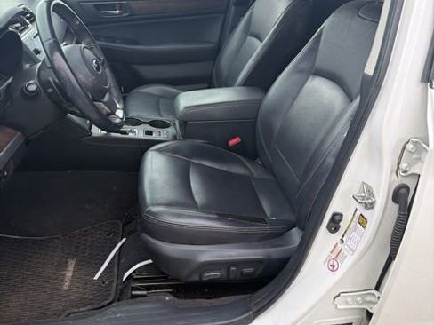 Used 2018 Subaru Outback 2.5i Limited image 5