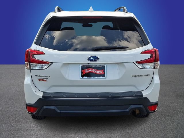 Used 2019 Subaru Forester Premium AWD/4WD image 9