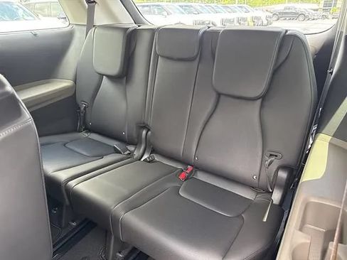 New 2026 Kia Carnival EX FWD image 15