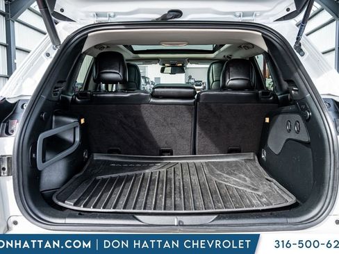 Used 2016 Jeep Cherokee Overland w/ Technology Group image 32