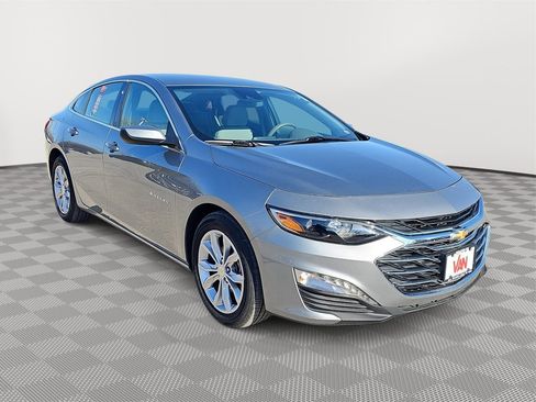 Certified 2024 Chevrolet Malibu LT image 3