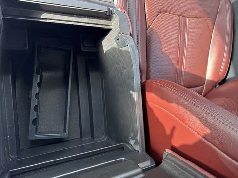 Used 2023 Ford Expedition Limited AWD/4WD image 29