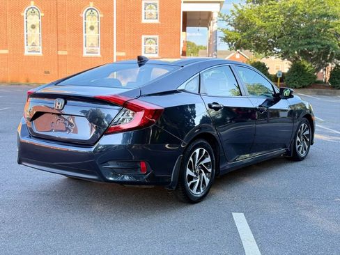 Used 2017 Honda Civic EX image 6