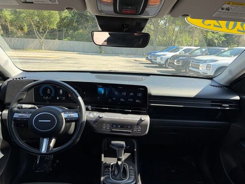 Used 2025 Hyundai Kona SEL AWD/4WD image 26