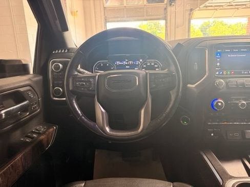 Used 2020 GMC Sierra 2500 Denali w/ Denali Ultimate Package AWD/4WD image 20