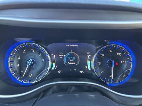 New 2026 Chrysler Pacifica Select image 29