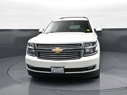 Used 2017 Chevrolet Suburban Premier AWD/4WD image 2