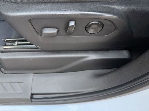 Used 2021 Chevrolet Tahoe LS RWD image 14