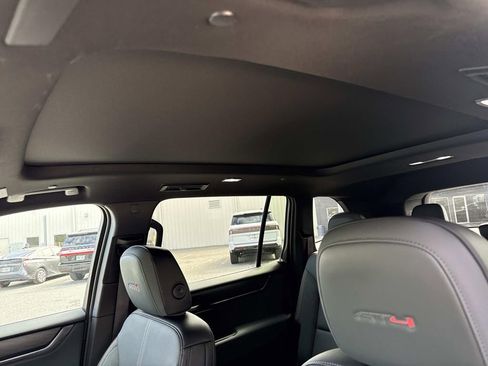 Used 2024 GMC Acadia AT4 w/ Super Cruise Package image 33